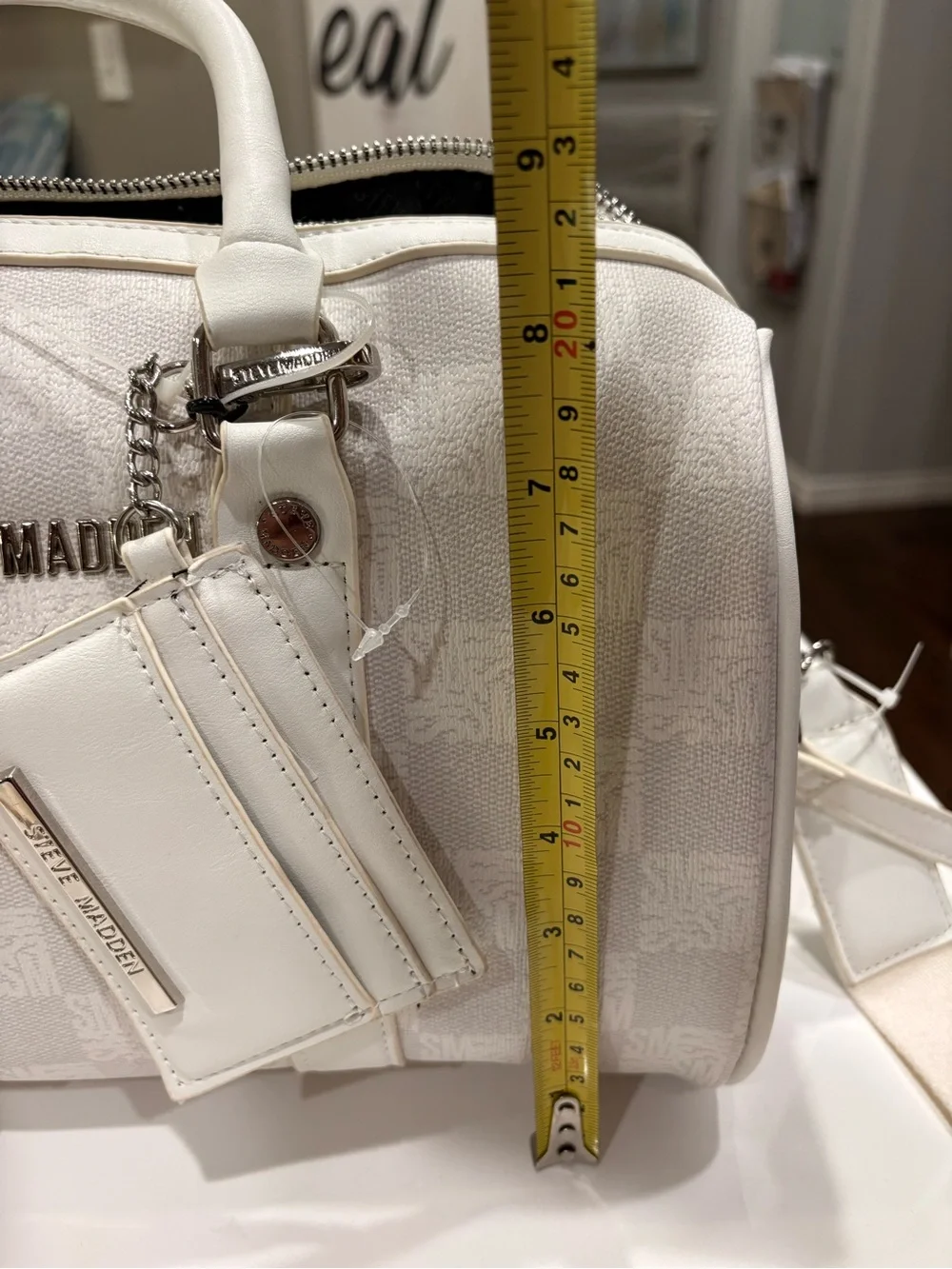 NWOT Steve Madden White Bkali Satchel Crossbody Bag.